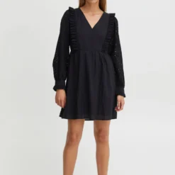 Angebote Zart Stil Store 12 Angebote Zart Stil Store -Angebote Zart Stil Store atelier reve a linien kleid in schwarz 1 scaled