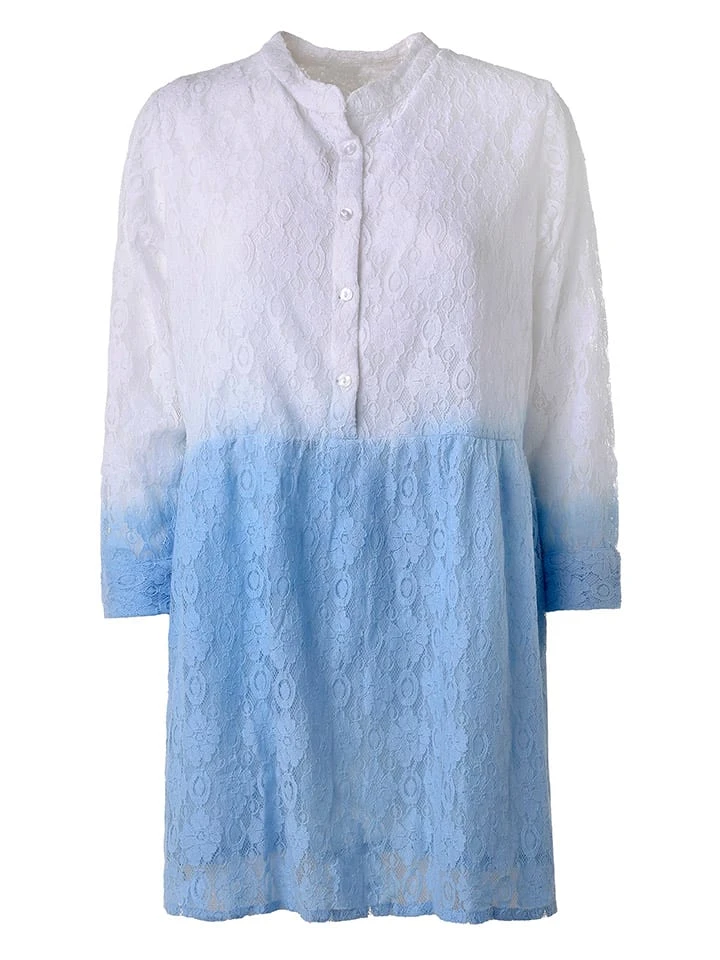 Kleid In Hellblau/ Weiß