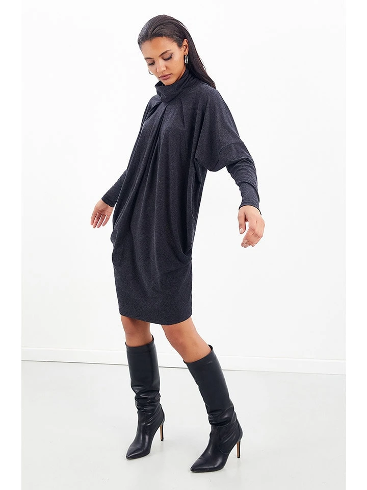 Kleid In Anthrazit 4 Kleid In Anthrazit – Bild 2