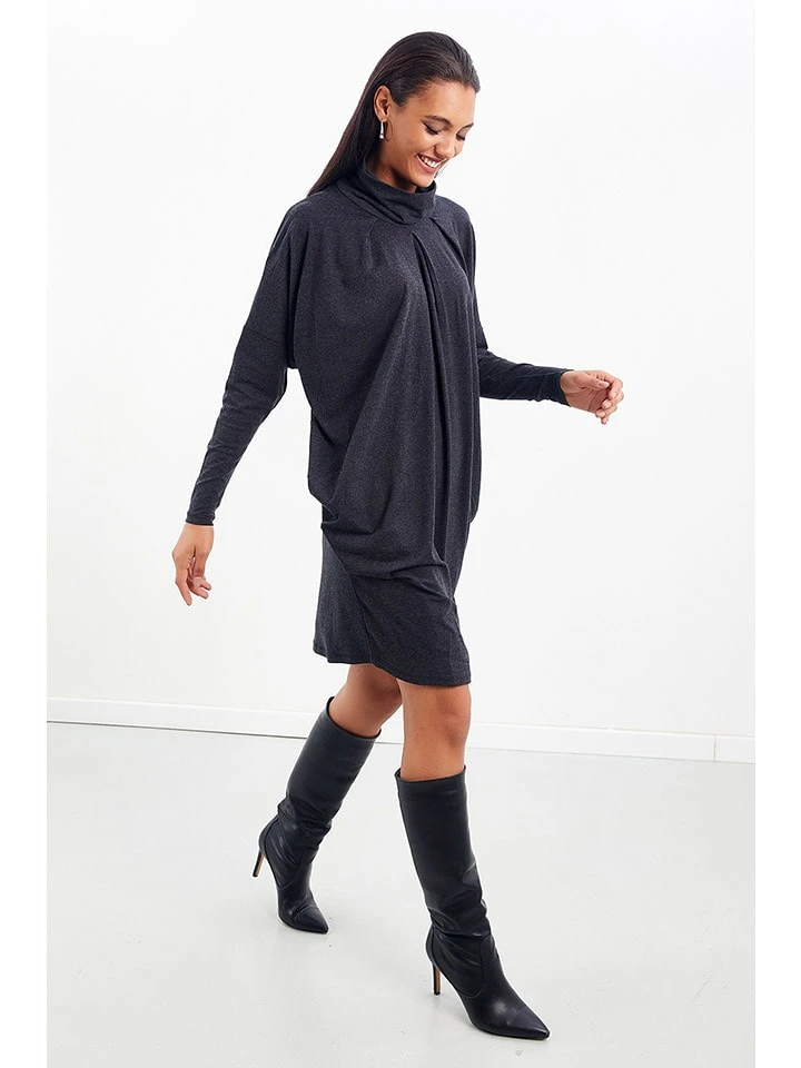 Kleid In Anthrazit 3 Kleid In Anthrazit